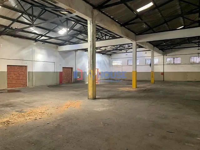 Galpão / Barracão à venda ou para alugar, no bairro Tapera em Ilhéus