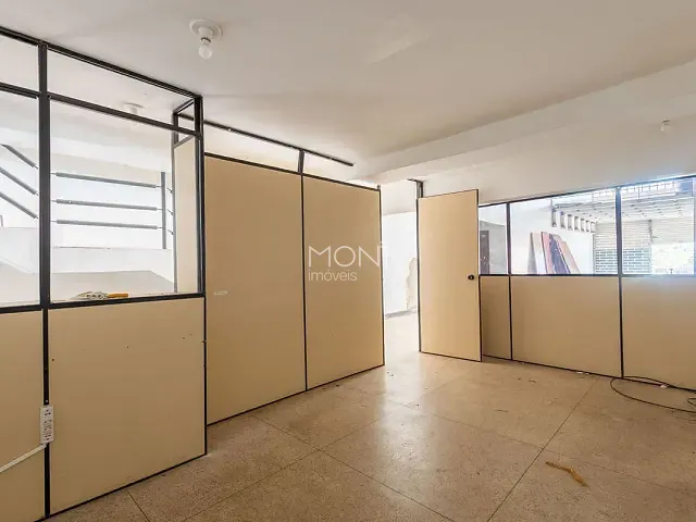 Galpão / Barracão à venda, no bairro Núcleo Bandeirante em Brasília