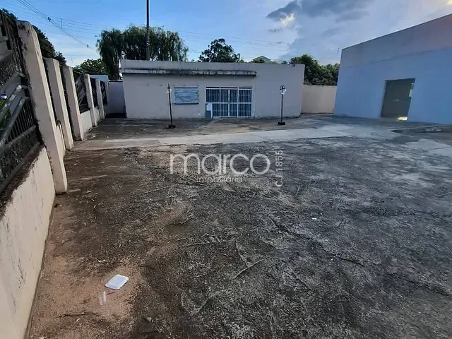 Galpão / Barracão para alugar, no bairro Parque Atheneu em Goiânia
