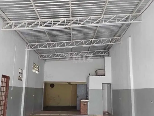 Galpão / Barracão com 148m², à venda, no bairro Jardim Brasil em Botucatu