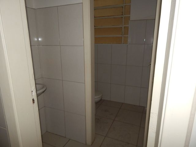 Loja com 140m², para alugar, no bairro Vila Buarque  em São Paulo