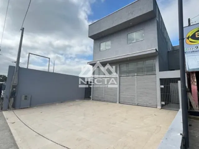 Galpão / Barracão com 300m², para alugar, no bairro Jardim Porto Novo em Caraguatatuba