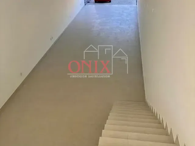 Galpão / Barracão com 180m², para alugar, no bairro Jundiapeba em Mogi das Cruzes
