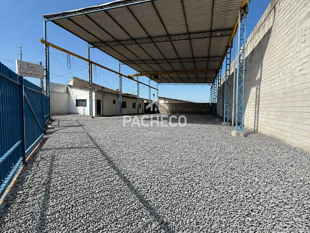 Galpão / Barracão com 702m², para alugar, no bairro Lagoa Seca em Santa Bárbara D'Oeste