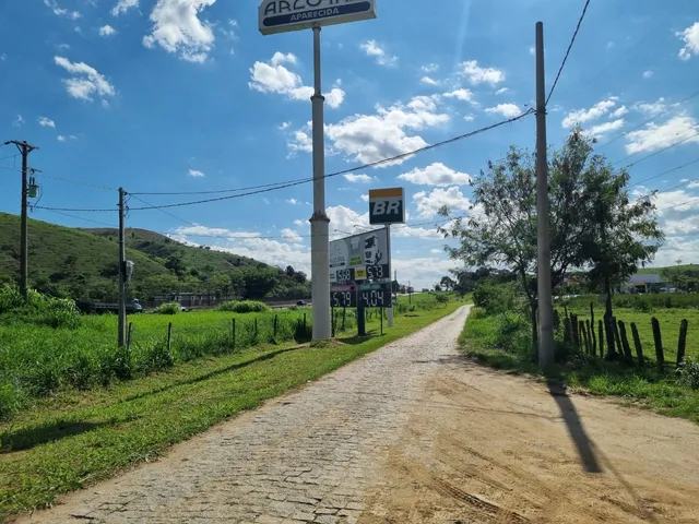 Galpão / Barracão com 3300m², para alugar, no bairro Aparecida em Aparecida