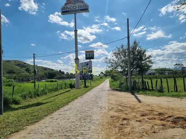 Galpão / Barracão com 3300m², para alugar, no bairro Aparecida em Aparecida