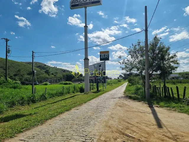 Galpão / Barracão com 3300m², para alugar, no bairro Aparecida em Aparecida