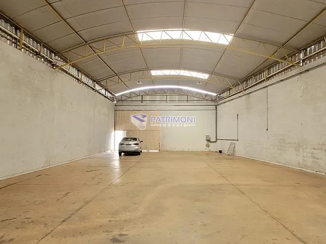 Galpão / Barracão com 360m², para alugar, no bairro Cidade Satélite em Juatuba