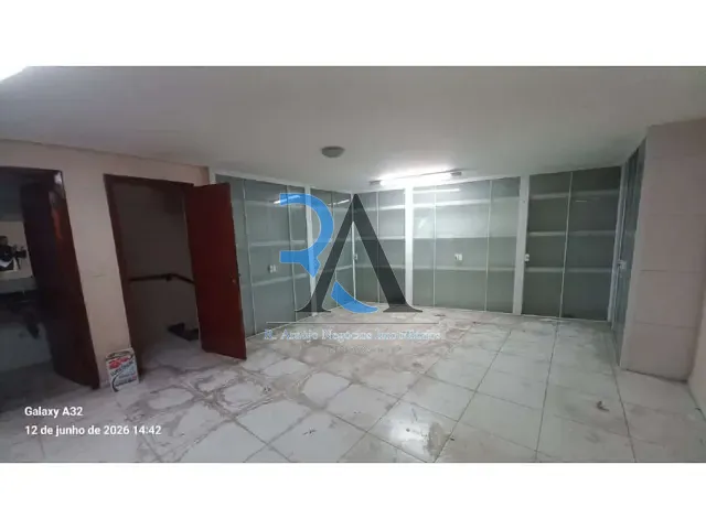 Galpão / Barracão para alugar, no bairro Vila Santa Clara em São Paulo