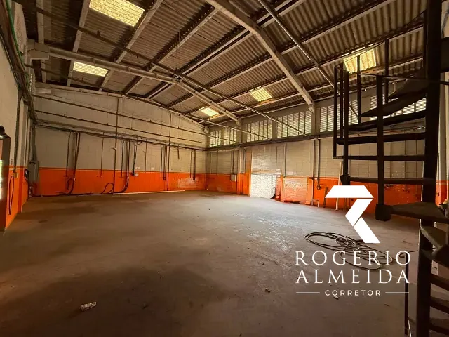 Galpão / Barracão com 954m², para alugar, no bairro Terra Preta (Terra Preta) em Mairiporã