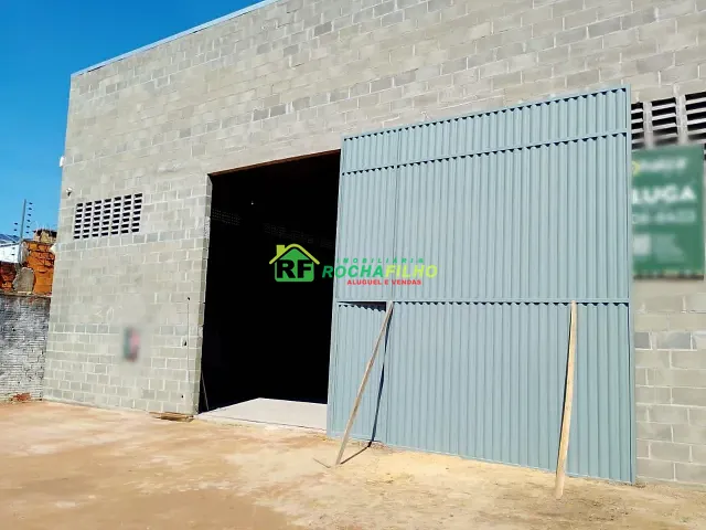 Galpão / Barracão com 330m², para alugar, no bairro Noivos em Teresina