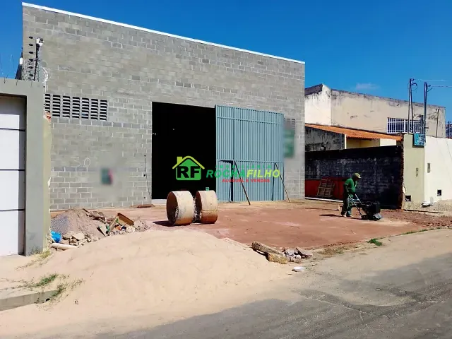 Galpão / Barracão com 330m², para alugar, no bairro Noivos em Teresina