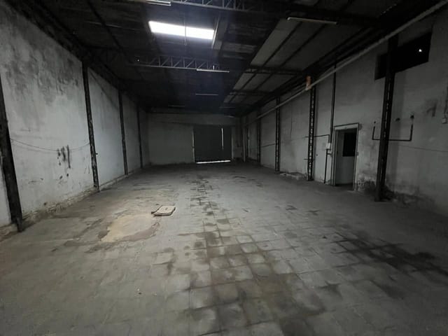 Galpão / Barracão com 600m², para alugar, no bairro Centro em Arapiraca