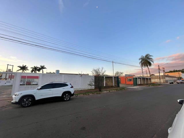 Galpão / Barracão com 5832m², à venda, no bairro Vila Progresso em Campo Grande