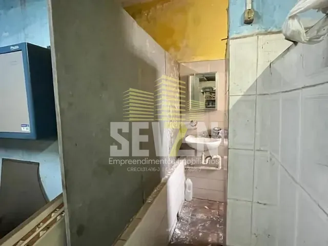 Galpão / Barracão com 250m², à venda, no bairro Vila Cardia em Bauru