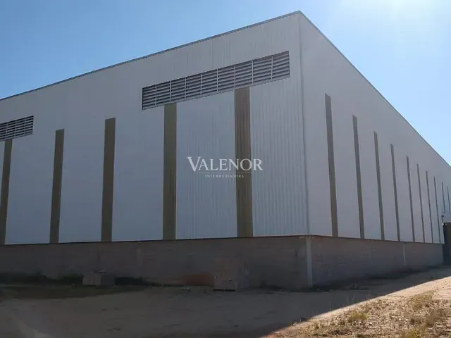 Galpão / Barracão com 30000m², para alugar, no bairro Aglomeração Urbana de Jundiaí em Cabreúva