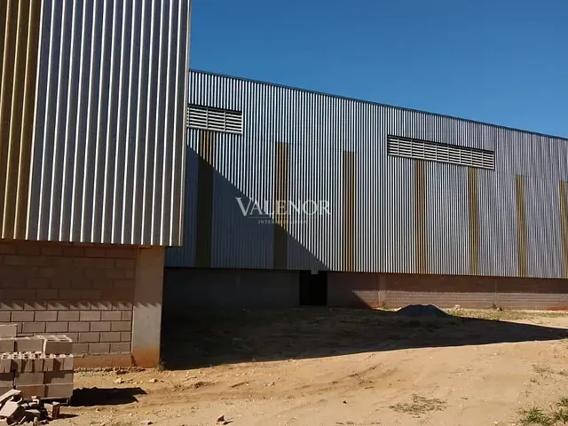 Galpão / Barracão com 30000m², para alugar, no bairro Aglomeração Urbana de Jundiaí em Cabreúva