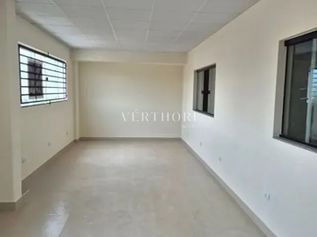 Galpão / Barracão para alugar, no bairro Jardim do Leste em Londrina