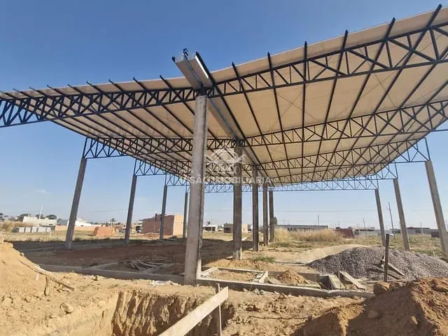 Galpão / Barracão com 450m², para alugar, no bairro JARDIM DAS ROSAS em Sinop