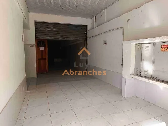 Ponto com 250m², para alugar, no bairro Paraíso (Polvilho) em Cajamar