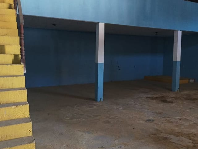 Galpão / Barracão com 300m², à venda, no bairro Sol e Mar em Macaé
