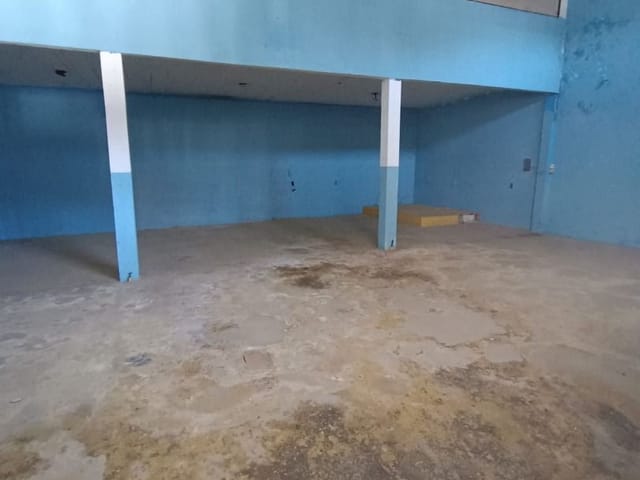 Galpão / Barracão com 300m², à venda, no bairro Sol e Mar em Macaé