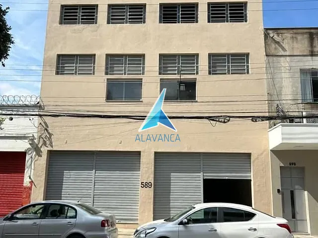 Galpão / Barracão com 320m², à venda ou para alugar, no bairro Centro em Governador Valadares