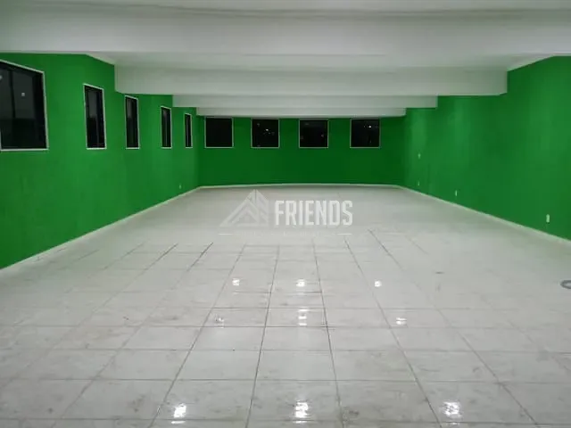 Galpão / Barracão com 600m², para alugar, no bairro Jardim Piratininga em São Paulo