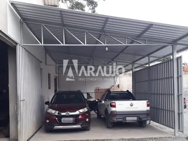 Galpão / Barracão com 2000m², à venda, no bairro Escalvados em Navegantes
