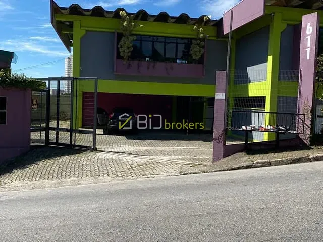 Galpão / Barracão com 3000m², para alugar, no bairro Jardim Regina Alice em Barueri
