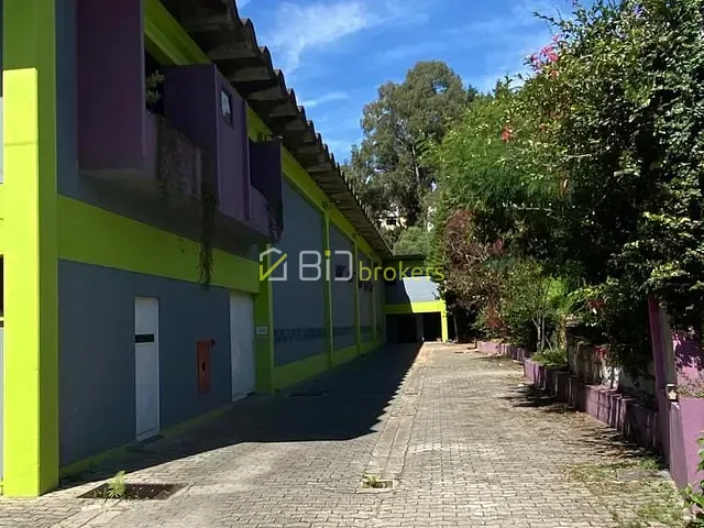 Galpão / Barracão com 3000m², para alugar, no bairro Jardim Regina Alice em Barueri