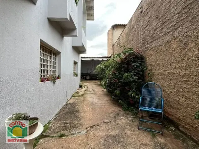 Galpão / Barracão com 547m², à venda, no bairro Setor Central em Anápolis