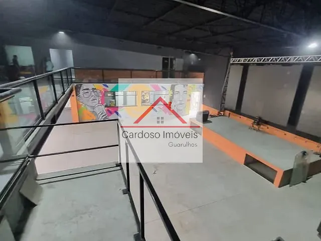 Galpão / Barracão com 750m², à venda ou para alugar, no bairro Parque Renato Maia em Guarulhos