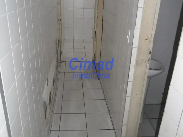 Galpão / Barracão para alugar, no bairro Santa Efigênia em São Paulo