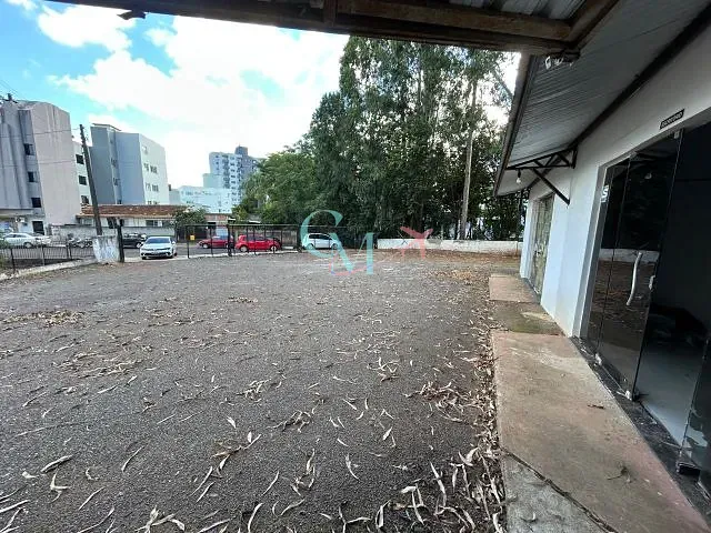 Galpão / Barracão com 800m², à venda ou para alugar, no bairro centro  em Xanxerê