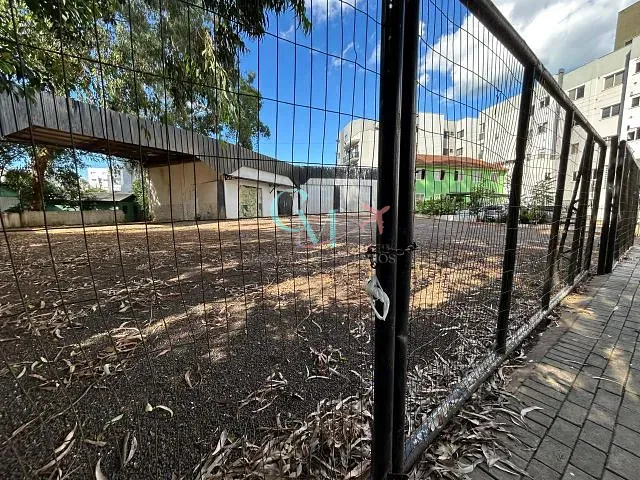 Galpão / Barracão com 800m², à venda ou para alugar, no bairro centro  em Xanxerê