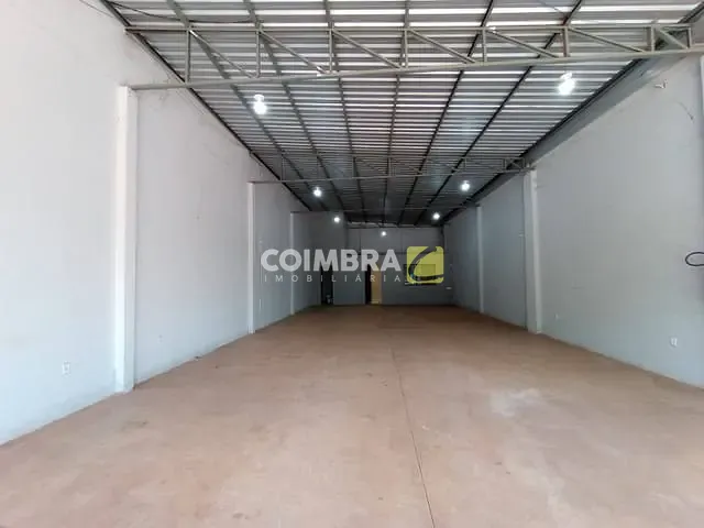 Galpão / Barracão com 180m², para alugar, no bairro Interventoria em Santarém