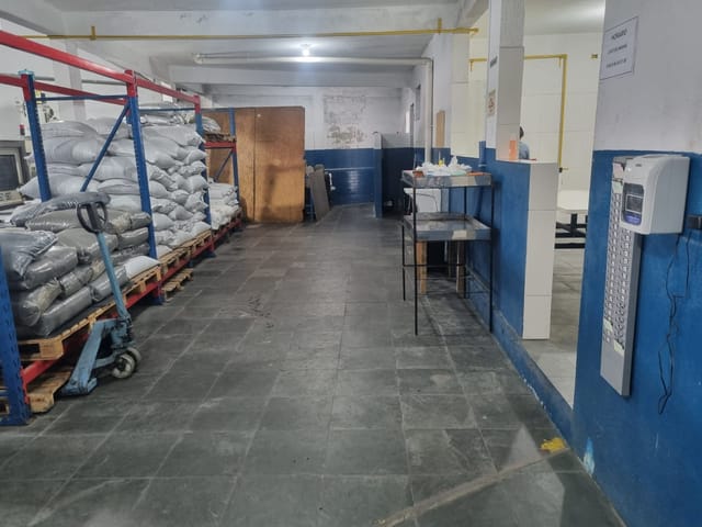 Foto do Galpão / Barracão - Excelente galpão comercial, com 659 metros de construção - Vila Nova Bonsucesso, Guarulhos, SP | Imobiliária Compare