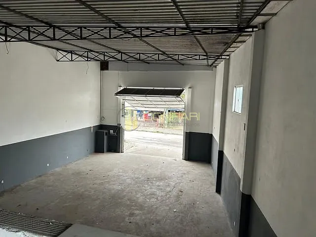 Galpão / Barracão para alugar, no bairro Morretes em Itapema