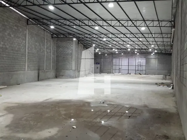 Galpão / Barracão com 1000m², para alugar, no bairro Jardim Presidente Dutra em Guarulhos