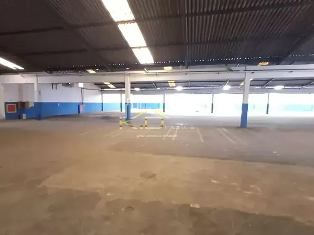 Galpão / Barracão com 3328m², para alugar, no bairro Vila Leopoldina em São Paulo