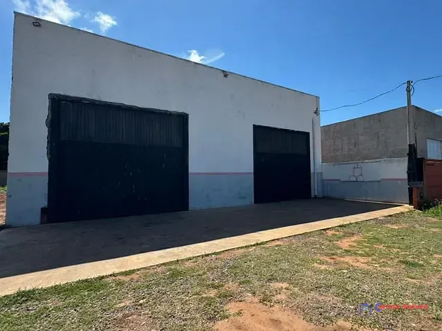 Galpão / Barracão com 600m², para alugar, no bairro Jardim Alvorada em Três Lagoas