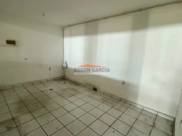 Galpão / Barracão para alugar, no bairro Jardim Santa Rosa em Sorocaba