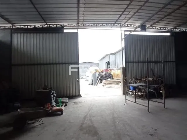 Galpão / Barracão com 600m², para alugar, no bairro Palmeiras  em Camaçari