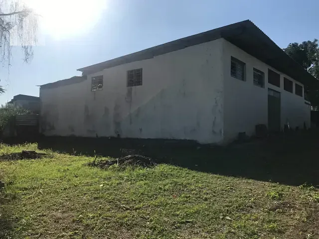 Galpão / Barracão com 1800m², à venda ou para alugar, no bairro Jardim da Posse em Nova Iguaçu