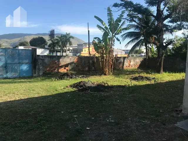 Galpão / Barracão com 1800m², à venda ou para alugar, no bairro Jardim da Posse em Nova Iguaçu