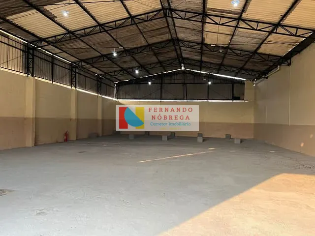 Galpão / Barracão com 715m², para alugar, no bairro Jardim Cumbica em Guarulhos