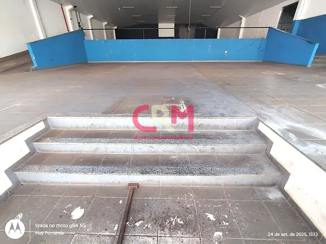 Galpão / Barracão com 1452m², para alugar, no bairro Centro em Taquaritinga