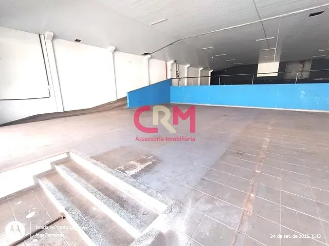 Galpão / Barracão com 1452m², para alugar, no bairro Centro em Taquaritinga