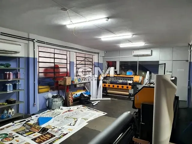 Galpão / Barracão com 471m², à venda, no bairro Jardim Independência em Ribeirão Preto